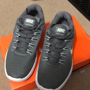 lunarconverge nike shoes women
